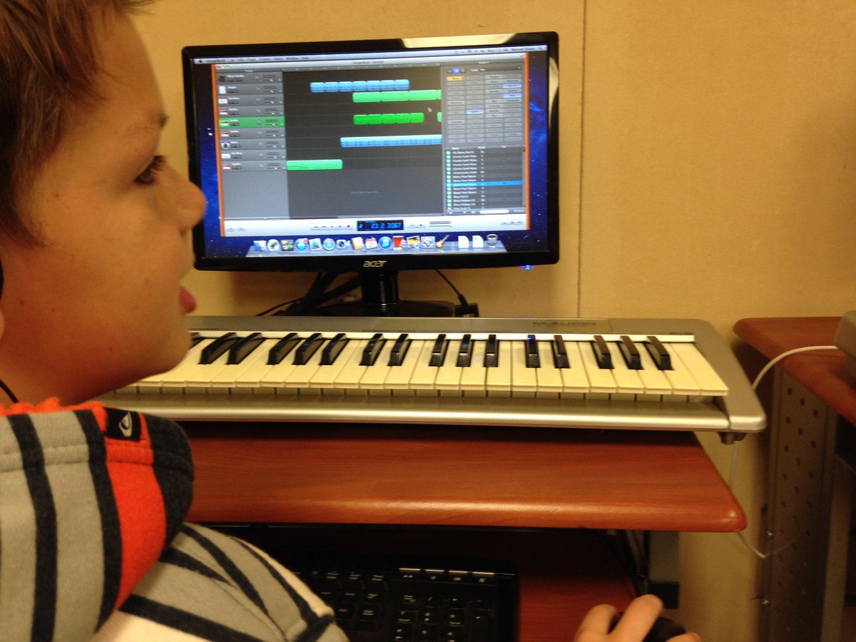 patrickwright01's tweet image. Making music with loops this morning. #introtocoding #musictech