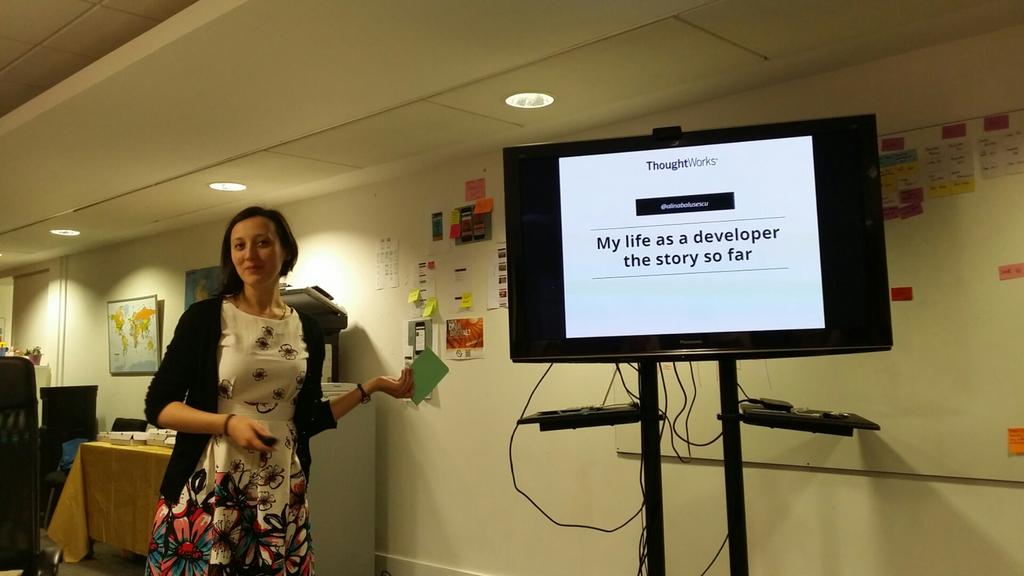 carlsy77's tweet image. @AlinaBalusescu giving a talk on her life as a developer #ald2015 #whyThoughtWorks #exchangeknowledge #amazingpeople