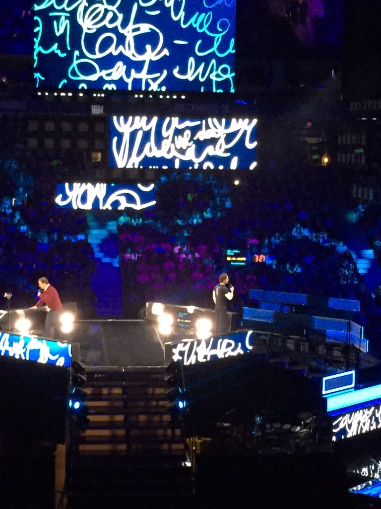 mj_moran's tweet photo. WE Day 2015 - go!! https://t.co/VgeLatKkDQ