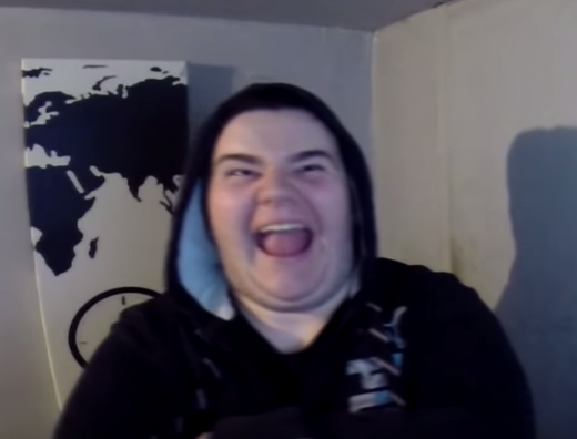 D4LYM0TI0N's tweet photo. Aider moi a pecho, je cherche un femelle rt svp ressemble a sa j'suis un top model 
faite vos CV et lettre de motiv' https://t.co/yYWpO95VhD