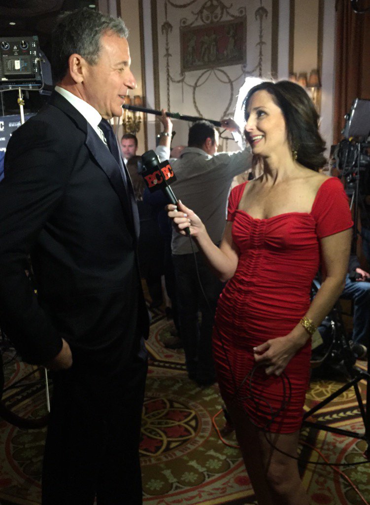 AmyMcGorry's tweet photo. Red carpet B&C Hall Of Fame! Congratulations to Hall Of Famer @BobIger #BCHOF25 https://t.co/A5y5Yg8BJS