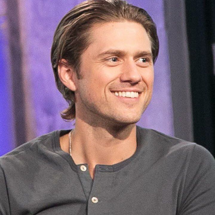 Happy Birthday to the most amazing talented man on the Broadway planet: Aaron Tveit! Such 