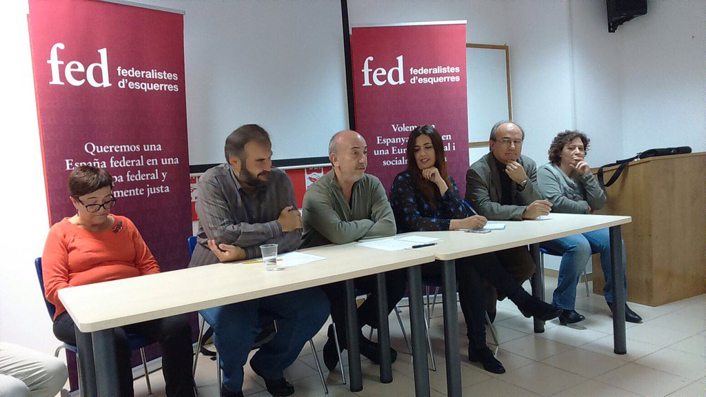 Comença roda premsa presentació grup <a href="/EsquerraFederal/">Federalistes d’Esquerres</a> a Granollers. Parlen Jordi Garriga, Joan Botella i <a href="/marcanelo/">Mar Canelo Matito🌹</a>