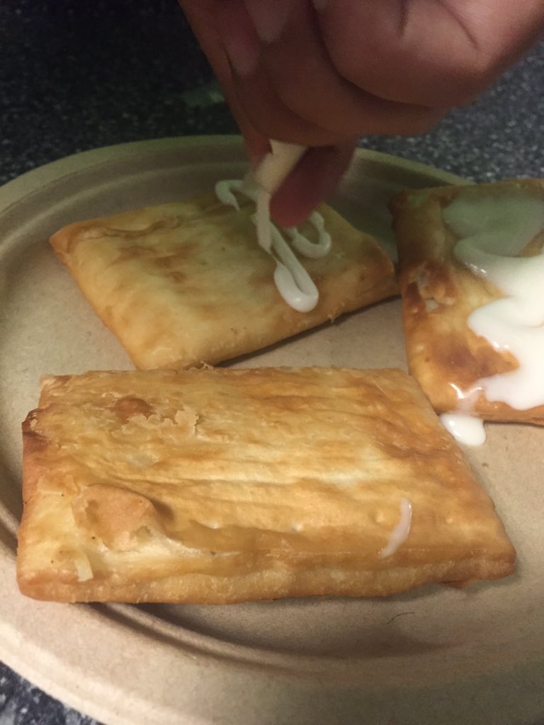 hackerdojo's tweet image. At the dojo we have a toaster. Get gourmet like @EdCh2020 with some toaster strudels for breakfast! #hackerdojo