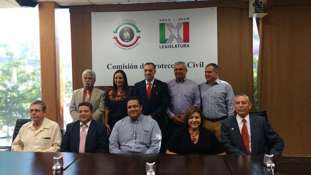 Acompañando  a @chleongarcia en la instalación de Comisión Protección Civil del H. Congreso del edo, que preside.
