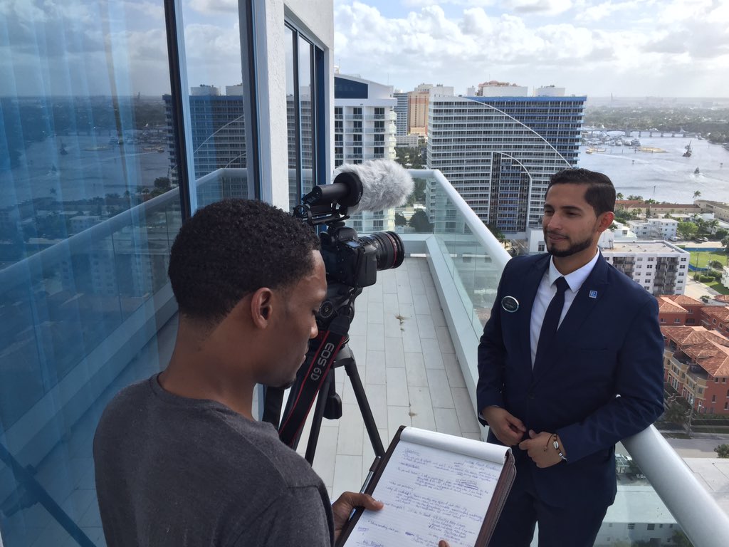 tvc_new's tweet image. Partnering up with our friends our at @skywebteam to get some visuals done for @axr_music #visualmarketing #skyweb