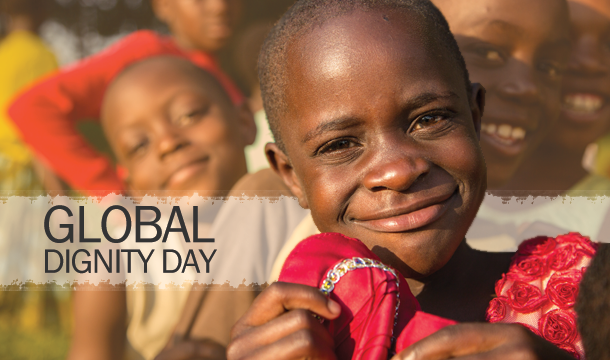 RightToPlayIntl's tweet image. Wishing everyone a happy #GlobalDignityDay from @RightToPlayIntl! bit.ly/1RcOHgt