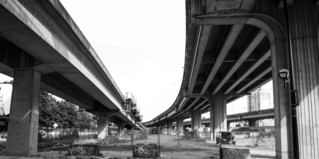 Big day in #Vancouver! Council is hearing speakers on tearing down the #Viaducts. Read this. ow.ly/S3aaO
