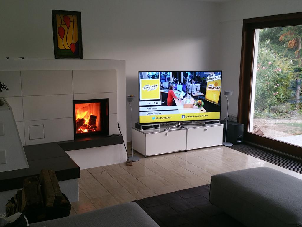 ALEXfromBAD's tweet image. Es muß Herbst sein. Die #hp15swr1bw läuft. Schon den ganzen Tag! #cornern #geilon