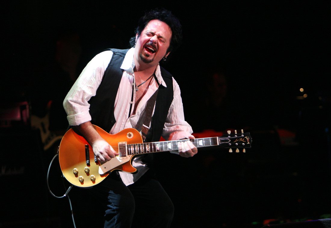 A Big BOSS Happy Birthday today to Steve Lukather 