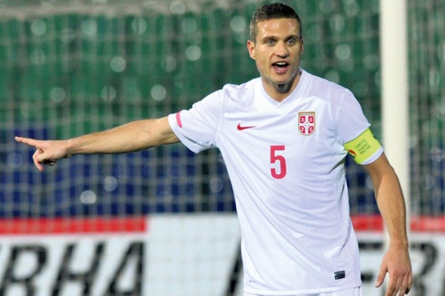 Happy 34th birthday to Nemanja Vidic, the last man who held Serbia\s defence together. 