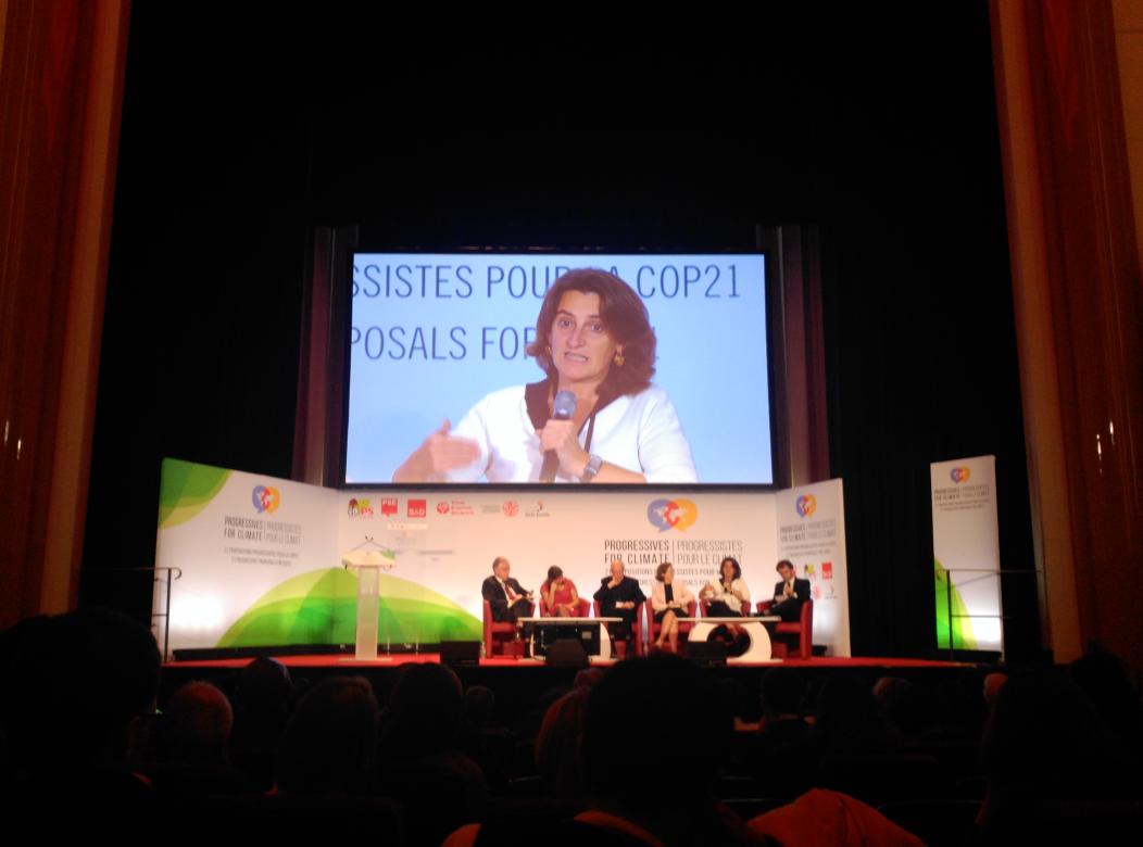 Turno de @Teresaribera en #prog4climate #COP21 #paris #CambioClimatico #EconomiabajaenCarbono