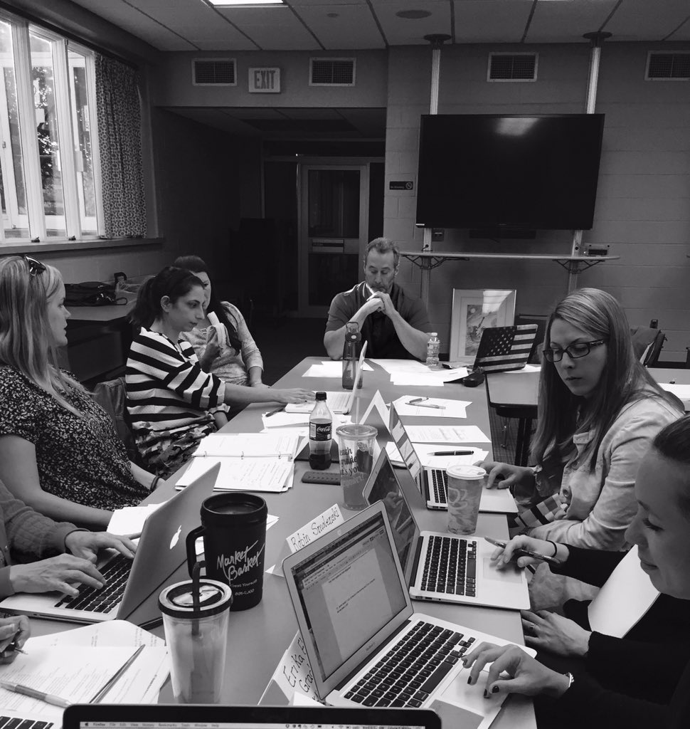 wyckoffschools's tweet image. @NicoleStuto @slinzenbold @mrslacasse @iGraceWhite work with #FLOW teachers #sharedthinking #MiF.