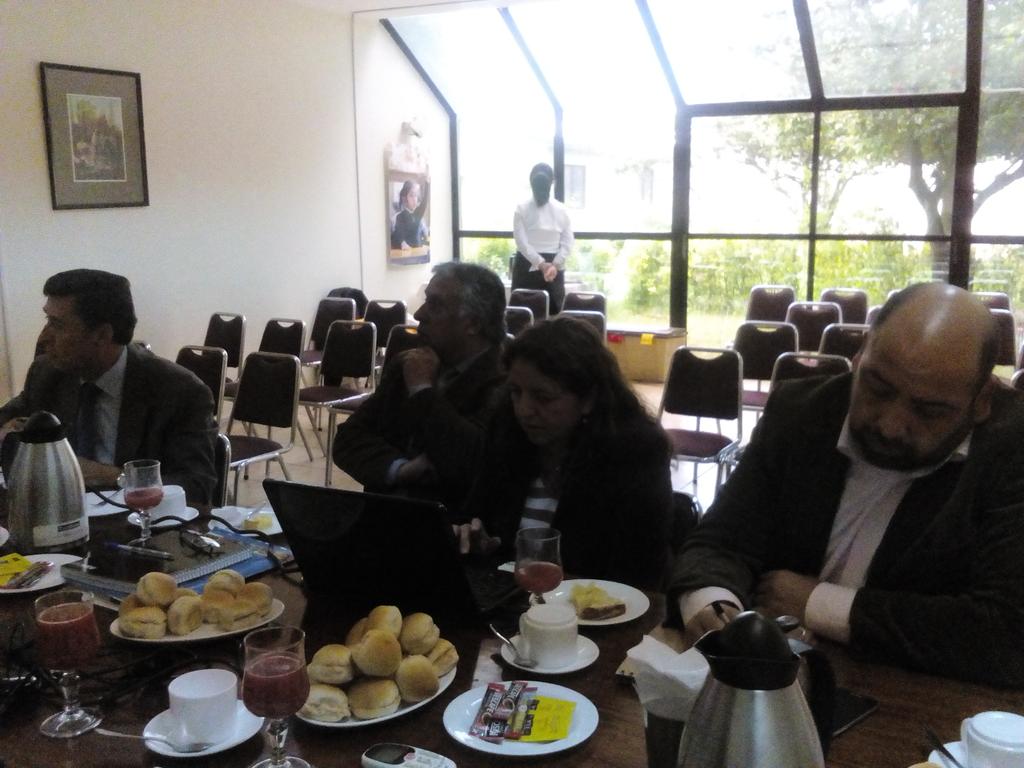 DAEMSanJavier's tweet photo. Reunion Comision PADEM 2.0 entre MINEDUC y DAEM San Javier en Direccion Provincial de Educacion Linares. https://t.co/BKVHoDceTd