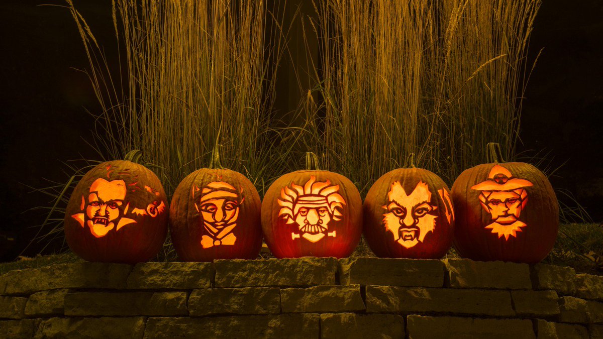 Fermilab's tweet image. Want science pumpkins? Yeah, you want science pumpkins. symmetrymagazine.org/article/fright… #physics #halloween #jackolantern