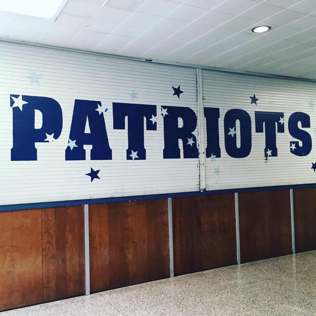robinsonstef's tweet photo. Thank you Valley Forge High School! #weallhaveastory https://t.co/BAQpAXyNQg