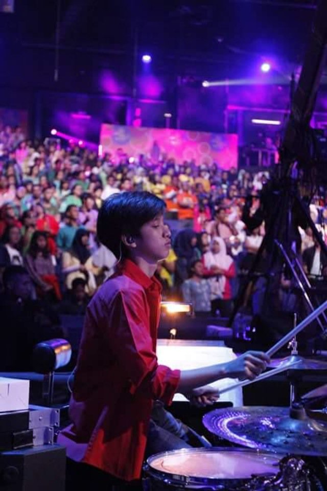 Candid😍😂😍 cc: <a href="/Rayprasetya227/">Ray Prasetya</a> <a href="/OfficialRReady/">RayReady</a> #18thRAYPRASETYA