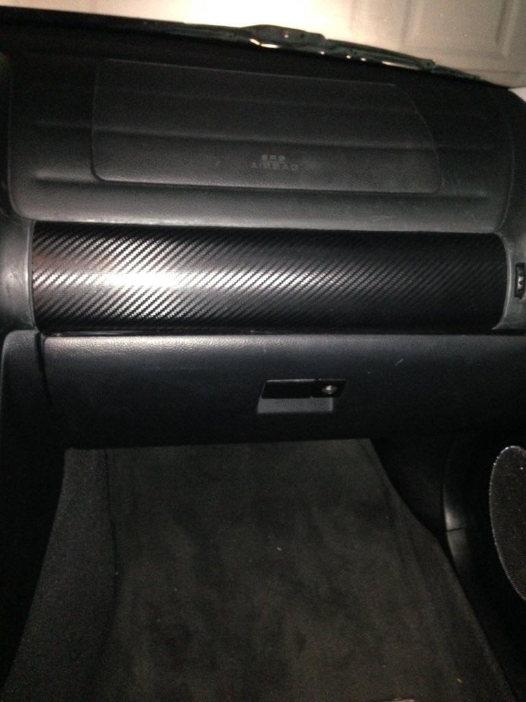 DraperDips's tweet image. Working with vinyl on the interiors!! Looks way good. Hit us up if you need anything done.