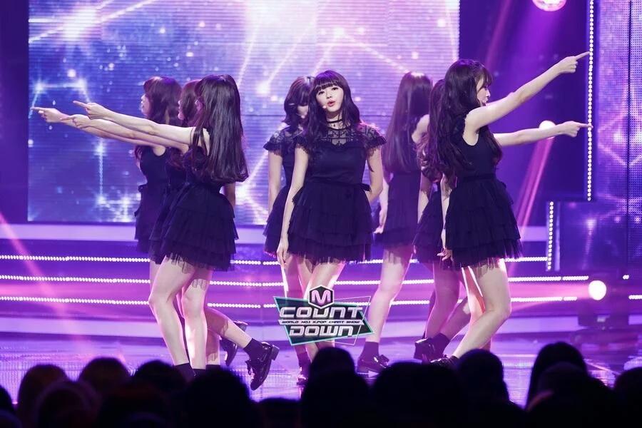 ARIN_INTL's tweet photo. [PIC] 151015 official: Oh My Girl @ MCountDown (1) #ohmygirl https://t.co/cO6sa8OsaN