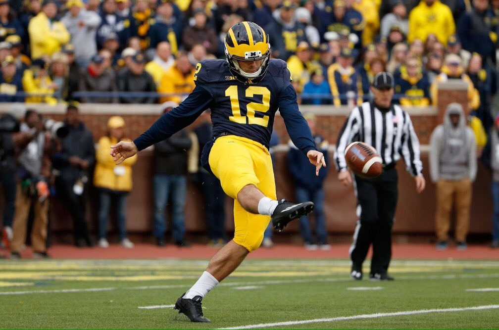 gregcoleman8's tweet photo. Much respect &amp; credit 2 Michigan Punter #BlakeONeill faced the world after botch punt. Stay Strong, Keep Kicking!!!! https://t.co/fEjAjfEpXC