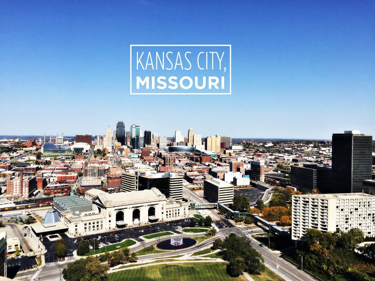 AllisonWaken's tweet photo. A look at @VisitKC through my iPhone lens from last weekend - https://t.co/q6F4uVUrw6 #TMSKC #travel #travelblogger https://t.co/1INUp2clHW