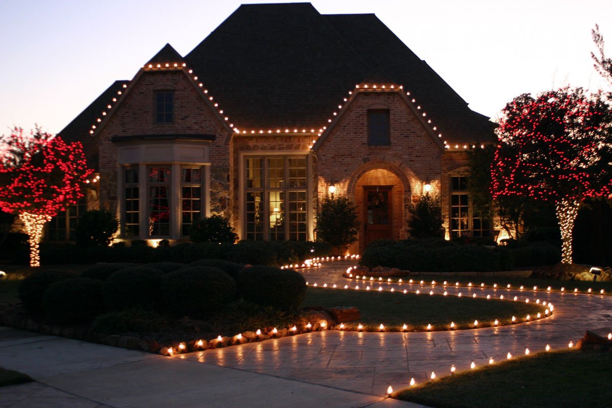ABC_INCORP's tweet image. Need Christmas light installation? Hurry! book now &amp;amp; save 10% off! 503-657-9629