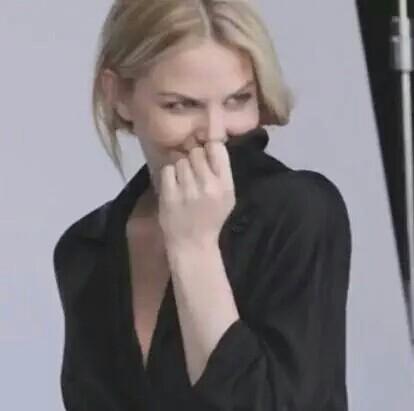 ATEMSKILLIAN's tweet image. #WomanCrushWednesday @jenmorrisonlive 💜💛💜