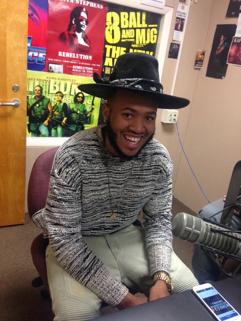 TPLGUNCUT's tweet photo. We got @MYnameIS_HOV in the building tune in to this exclusive interview on Audionet channel 3.1! #252StandUp https://t.co/RaFVD2Myyd