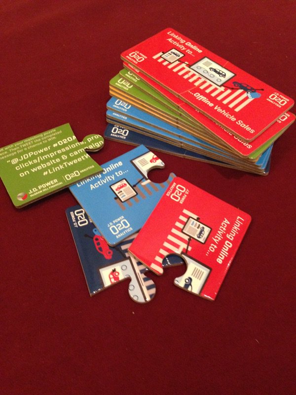 JDPowerAutos's tweet photo. 2 min countdown until we draw new winner for #LinkTweetWin! How to play on your #JDPAAMR badge. Win an Apple TV!! https://t.co/BpEH5dUq2Z