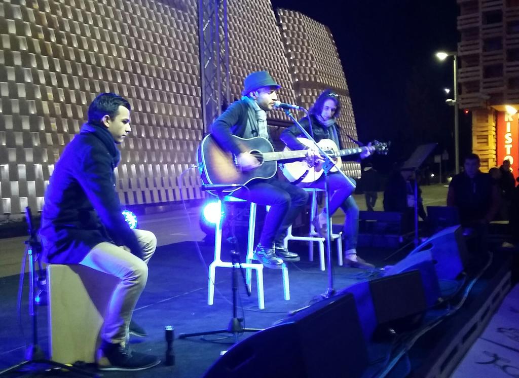 Maltese band @RedElectrick just starting their concert <a href="/ExpoPL/">Poland at Expo</a> stage at #Expo2015... Come join the fun!