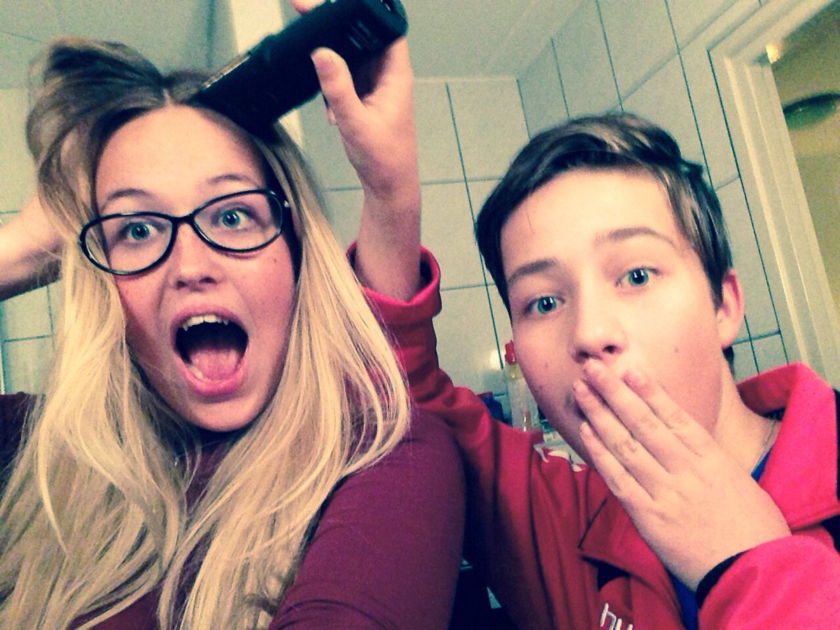 Kaal voor stuktv #stuktvlive <a href="/Gieleke/">Giel de Winter</a> <a href="/Thoootje/">Thomas</a> @StefanJurriens