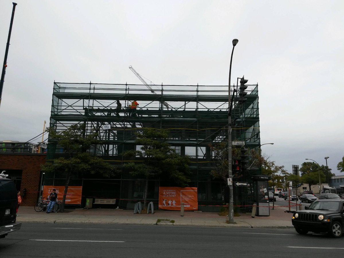 Groupe_IEQ's tweet image. Réalisation à la station Namur du métro de Montréal. Félicitation à l&apos;équipe de montage!