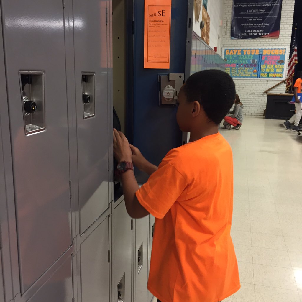 MiltonSomersMS's tweet image. For #unityday2015 each wrote a personal commitment help stop bullying and put it where we will see it every day!