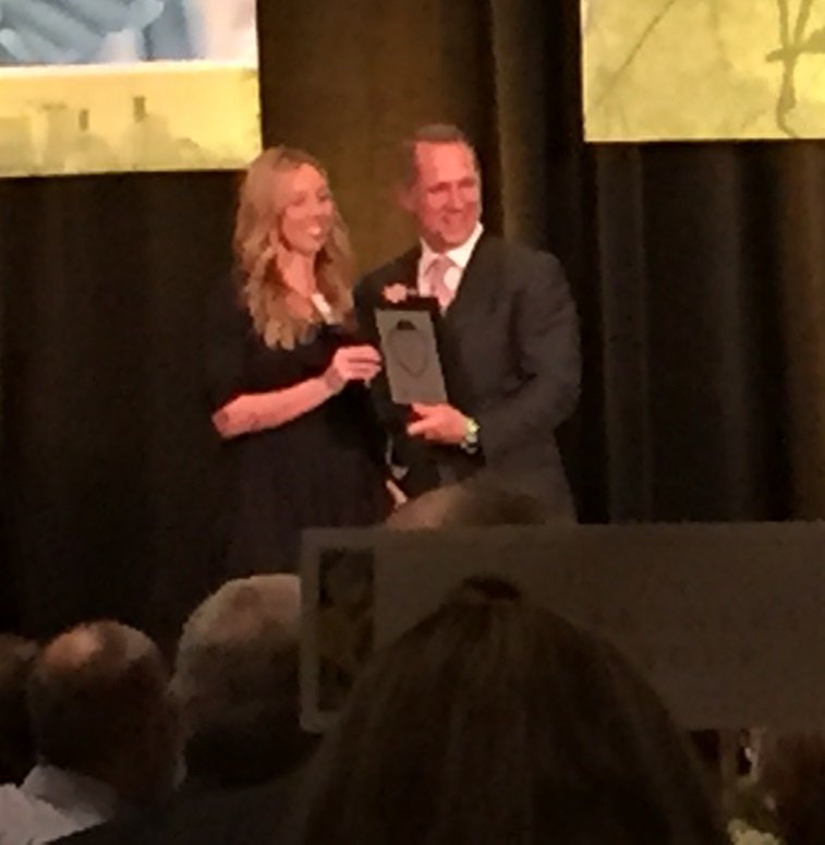 Moda_Health's tweet photo. So honored to be named #3 Healthiest Employer in Oregon by @PDXBIZJournal #PBJHealthy @Moda_Health #modamoment! https://t.co/sPoeXNJsYX