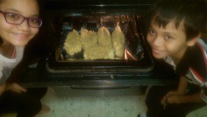 _FamilyTime_'s tweet image. Noodle Dog Day – Cooking with the kids familytimereviews.com/noodle-dog-day…