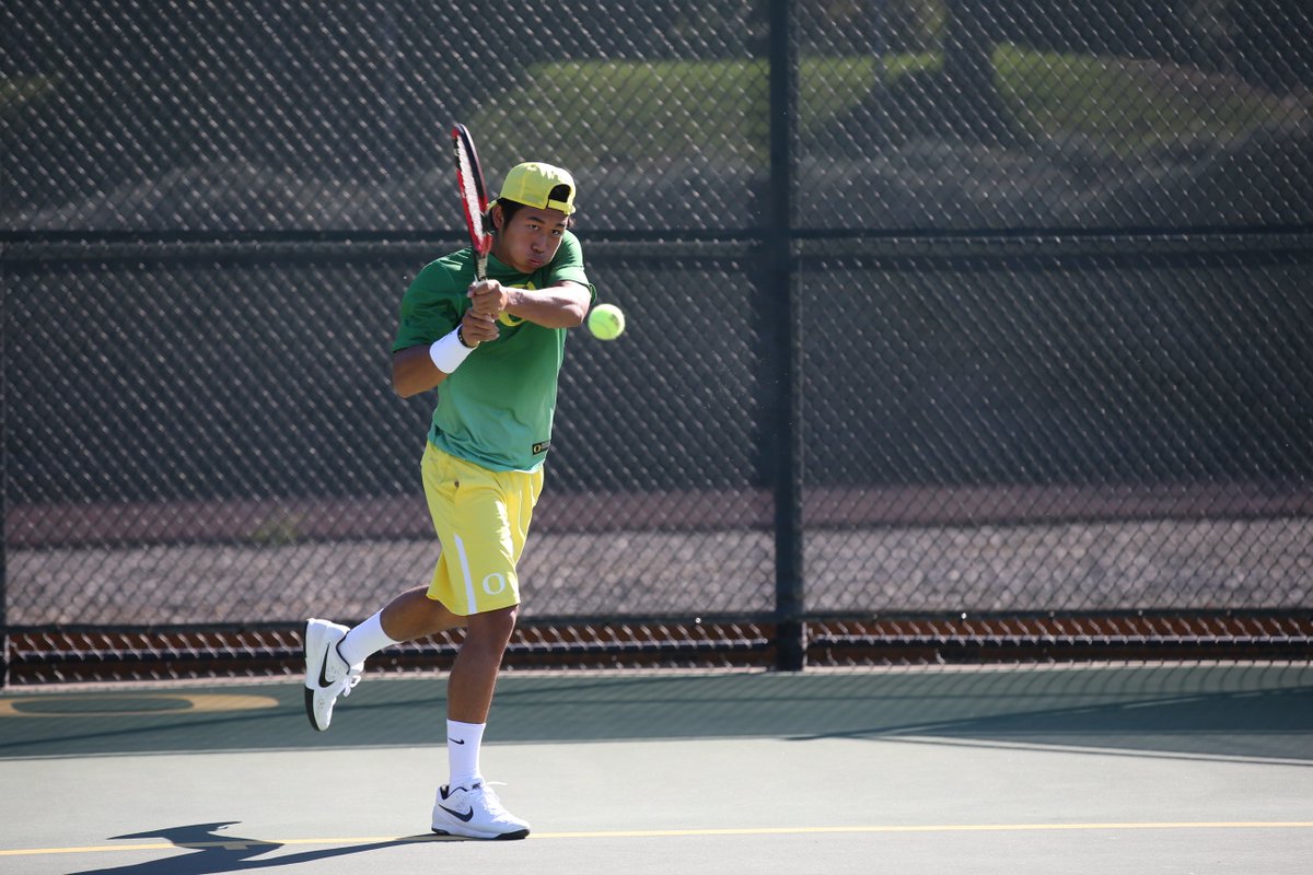 Check out freshman Armando Soemarno in this week's #PlayerInterview: youtu.be/Fy3_5-ow8RM #GoDucks