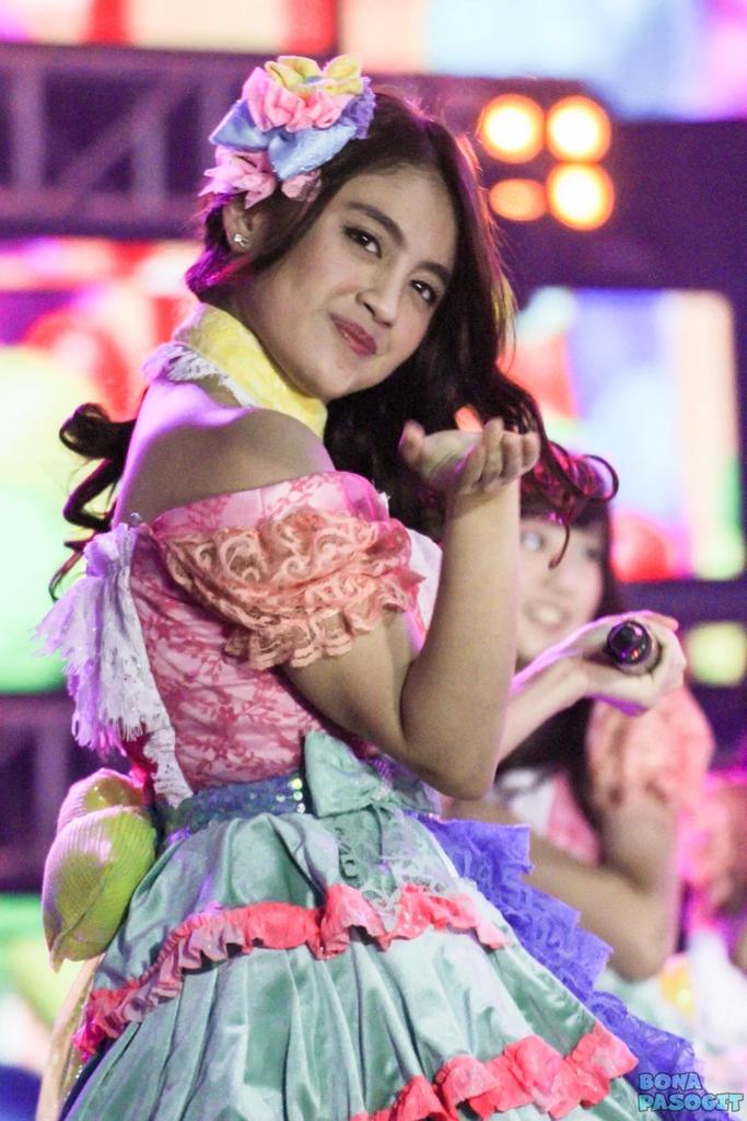 Nabilah Ratna A.A [<a href="/nabilahJKT48/">Yeah... :v</a>] |at HUT MNC TV || <a href="/NabilaholiCMDY/">#NabilaHoliComedy</a> <a href="/about_nabilah48/">ABOUT NABILAH</a> <a href="/nabilahJKT48ku/">FanBase nabilahJKT48</a> <a href="/nabilahJKT48ku/">FanBase nabilahJKT48</a>