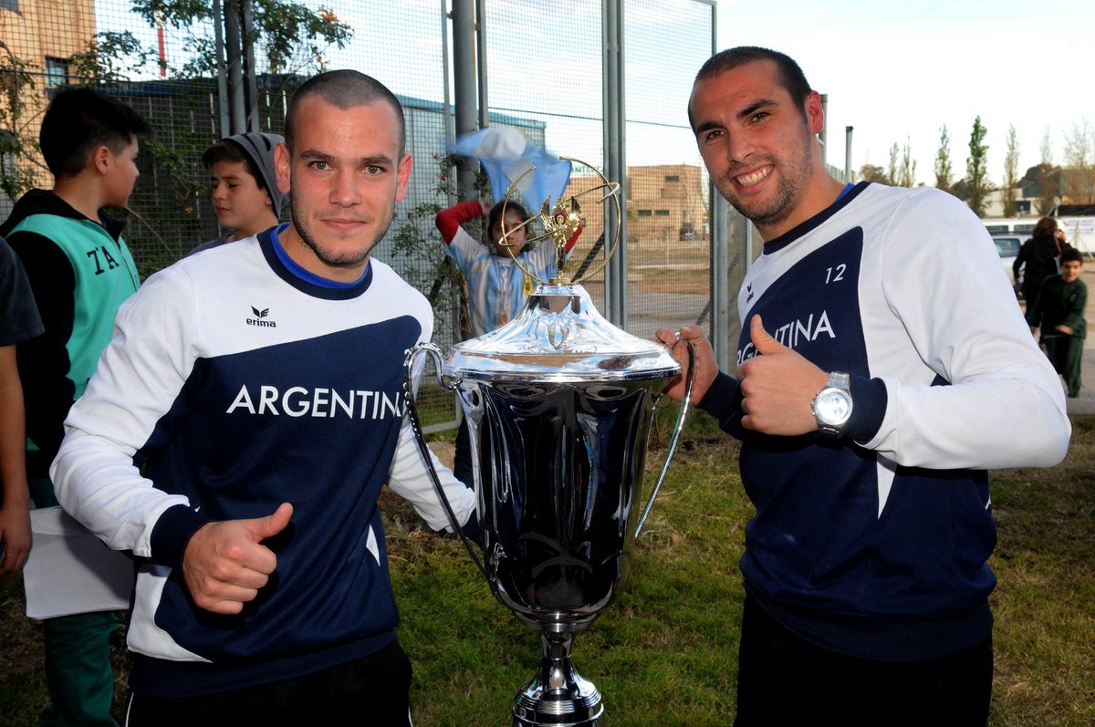 #HockeySobrePatines Federico Sánchez habló de su 2015 brillante. La nota de <a href="/micapiserchia/">Micaela Piserchia</a>: bit.ly/1GV62oY