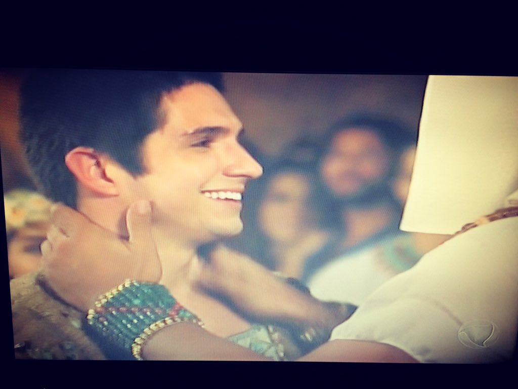 igormonteiro1's tweet photo. Aprendo muito com seus personagens @igorcosso .👏🏼👏🏼vc merece. #casamentodezalel #novelaosdezmandamentos  #arrebenta https://t.co/uO8xrNn2v0