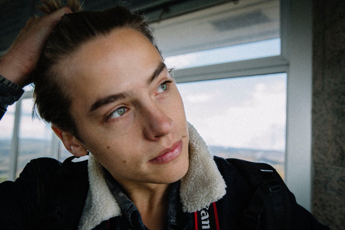colesprouse's tweet photo. You came here for selfies and shitposting, I know this. @dianasilvers13 shot these. Personal photography is on insta https://t.co/l1icZLWp6W