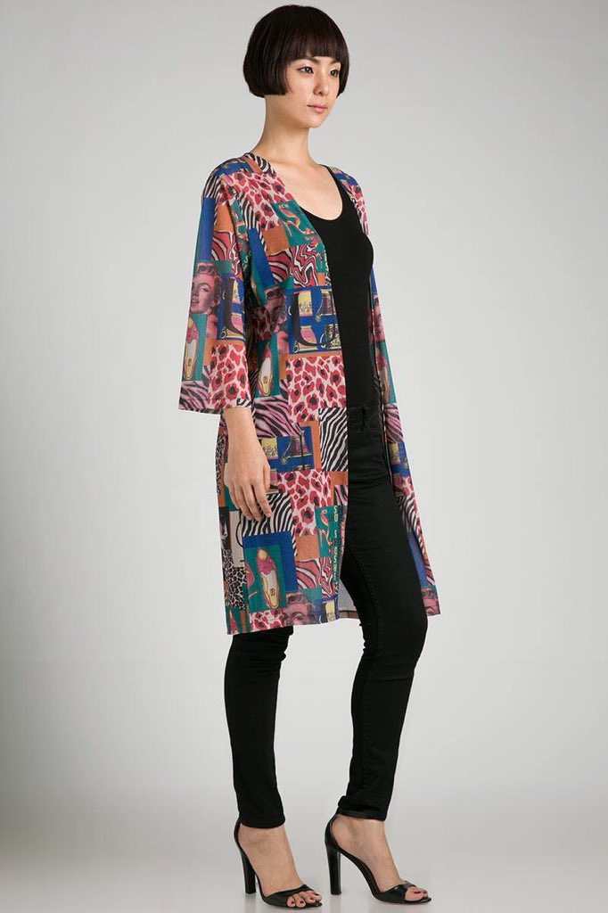 • Marylin long outer • IDR 160 free size