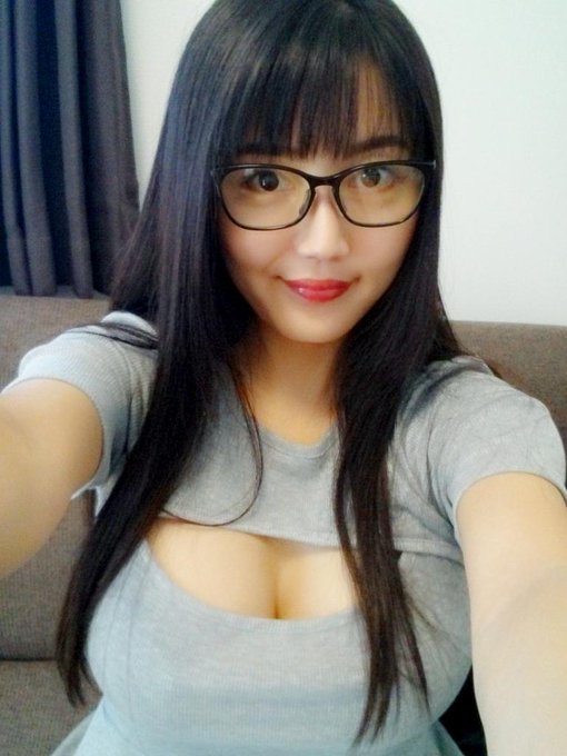 デジタルアークさんで撮影だよ(,,> <,,)♡ 今日は痴女約だよん＼(^o^)／ https://t.co/eGWhXinAjB