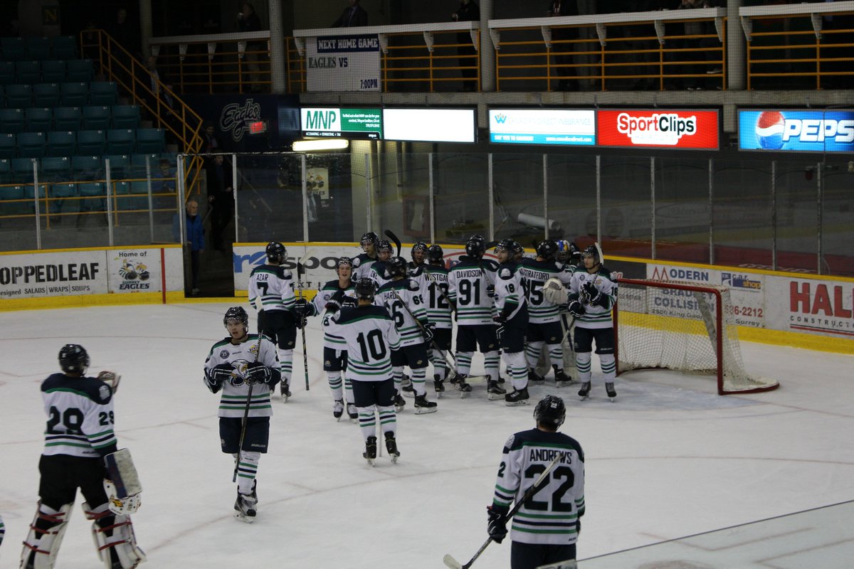 Pro4Sports's tweet image. It's amazing what you can accomplish when nobody cares about the credit! #surreyeagles #nextlevel #BCHL #pro4sports