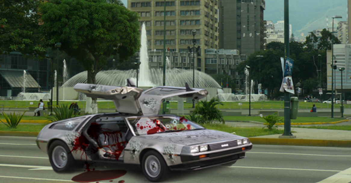 lojause1's tweet photo. #MartyMcFly llega a Quito y lo asaltan en sur y en #Loja lo multan
#BackToTheFuture
 https://t.co/WGaVH3kFkV https://t.co/YM9j2tO4Ps