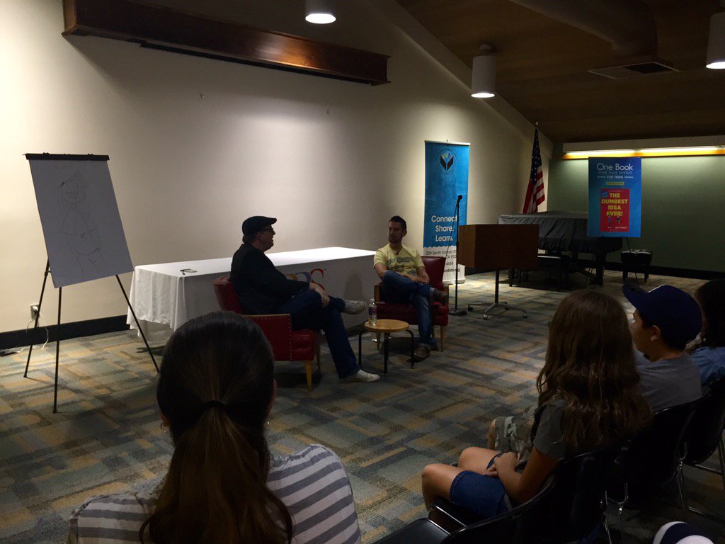 OneBookSD's tweet image. . @jimmygownley and Alonso from @littlefishCBS talkin #comics @escolibrary. #obosd