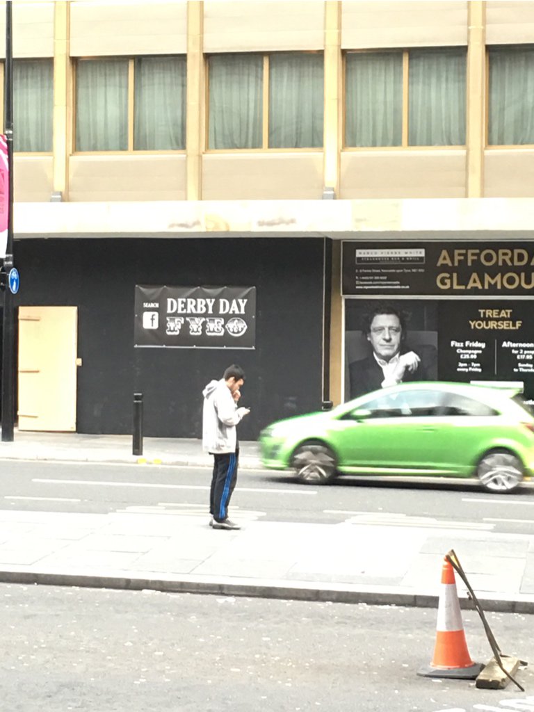 GToontraveller's tweet image. Because nothing says the Tyne/Wear Derby like a trip to the strip club. #strangelogic @altweet_pet