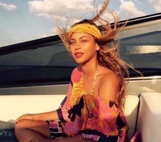 weednsnacks's tweet photo. When you're high and been hearing something for awhile and you look over and it was your best friend talking to you https://t.co/eMoqbR81oM