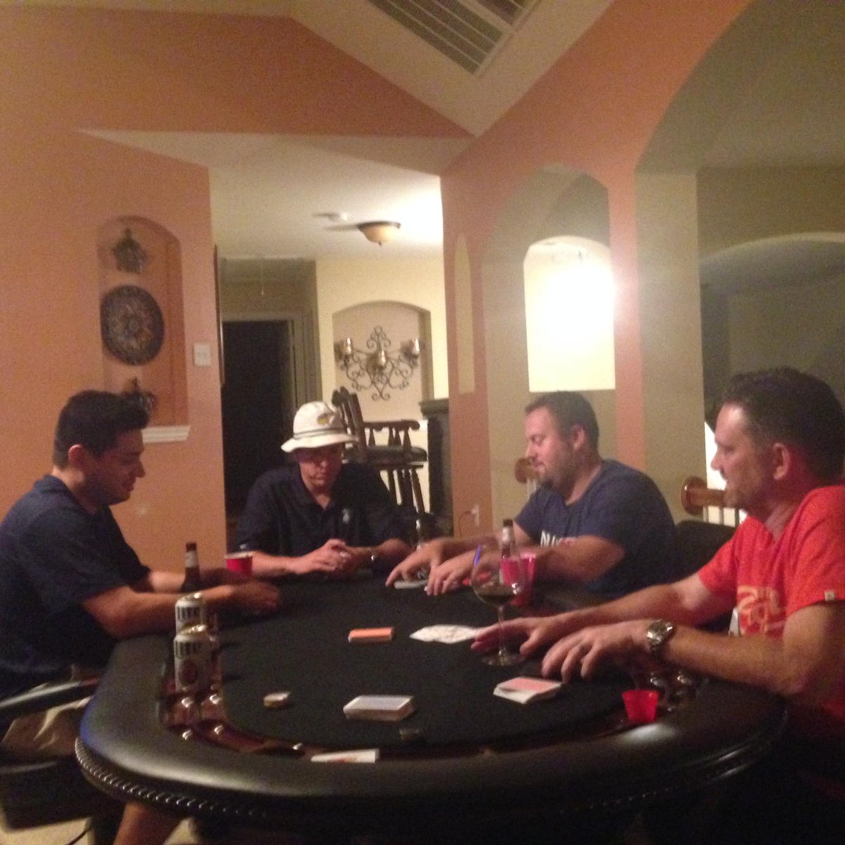 IKnowSoftware's tweet image. Big D Poker, last person standing! #MODIS #ModisDallas