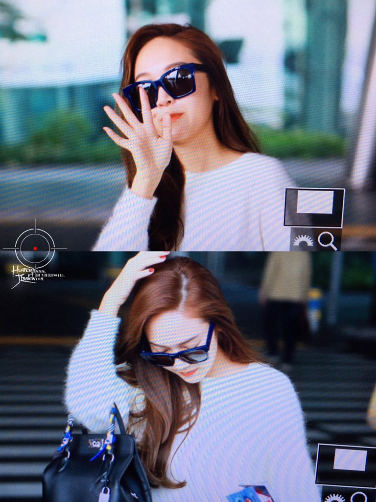 [PIC][22-10-2015]Jessica trở về Hàn Quốc vào trưa nay CR5lNThUwAAsQZx