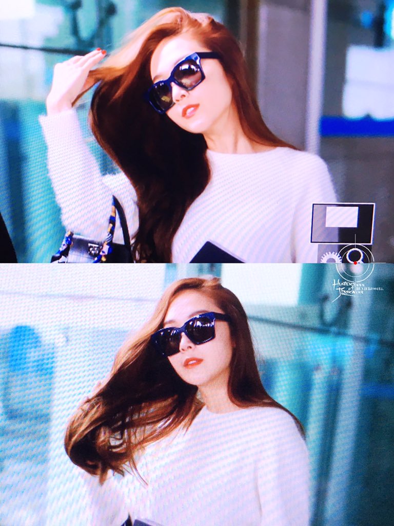 [PIC][22-10-2015]Jessica trở về Hàn Quốc vào trưa nay CR5mG4FUYAE1ESX